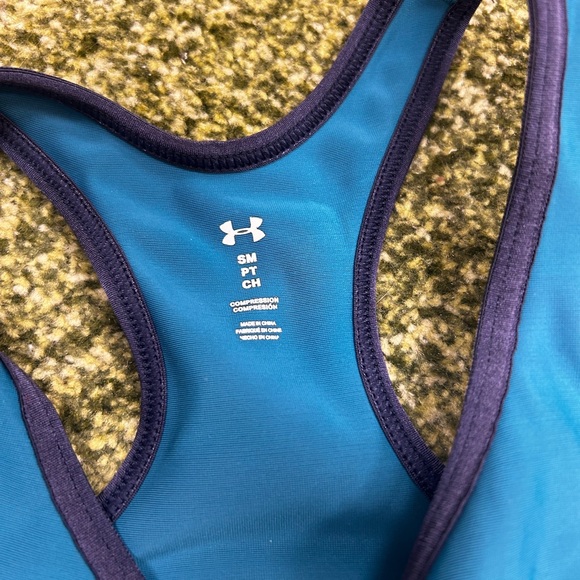 Under armour compression bras - Picture 5 of 9